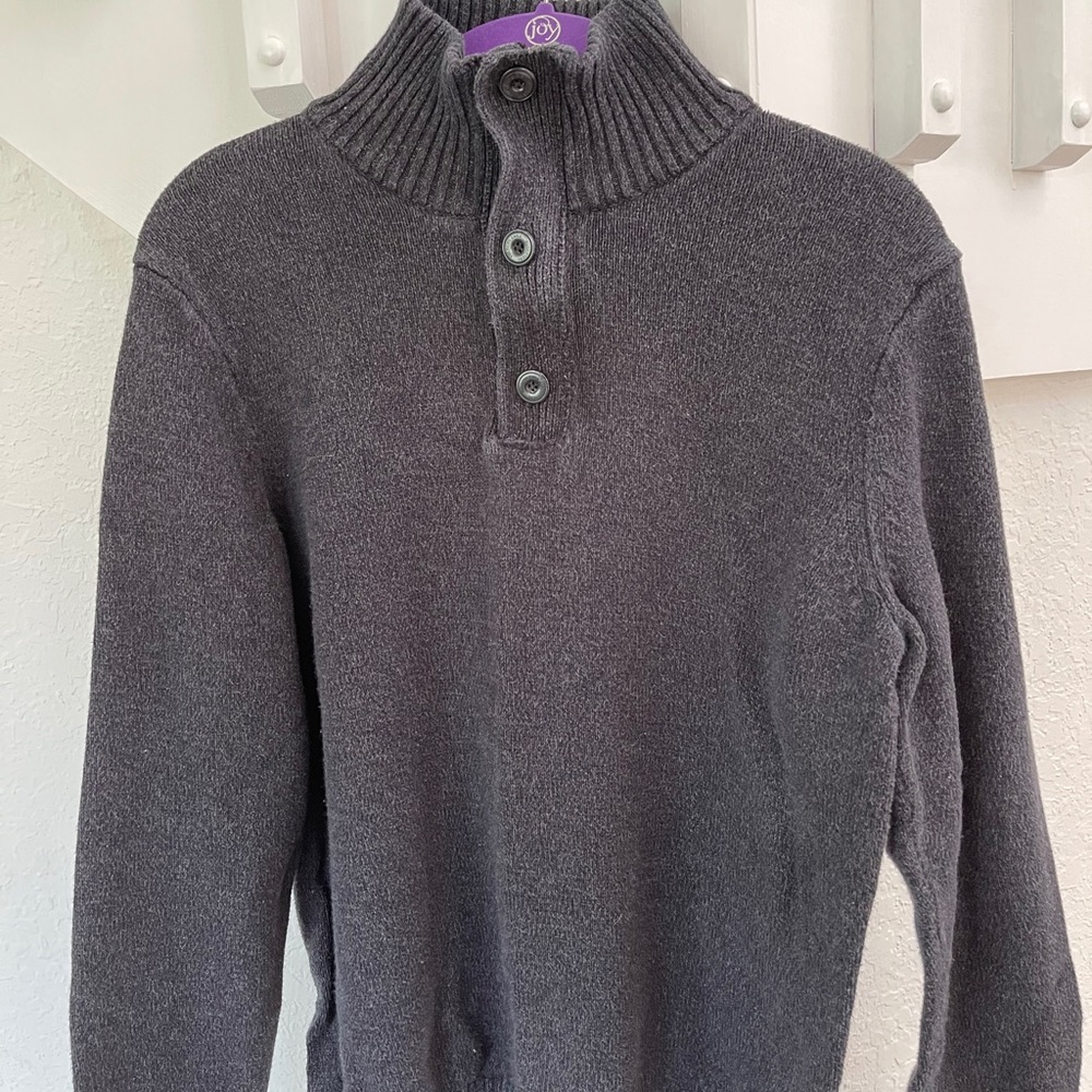 American eagle sweater